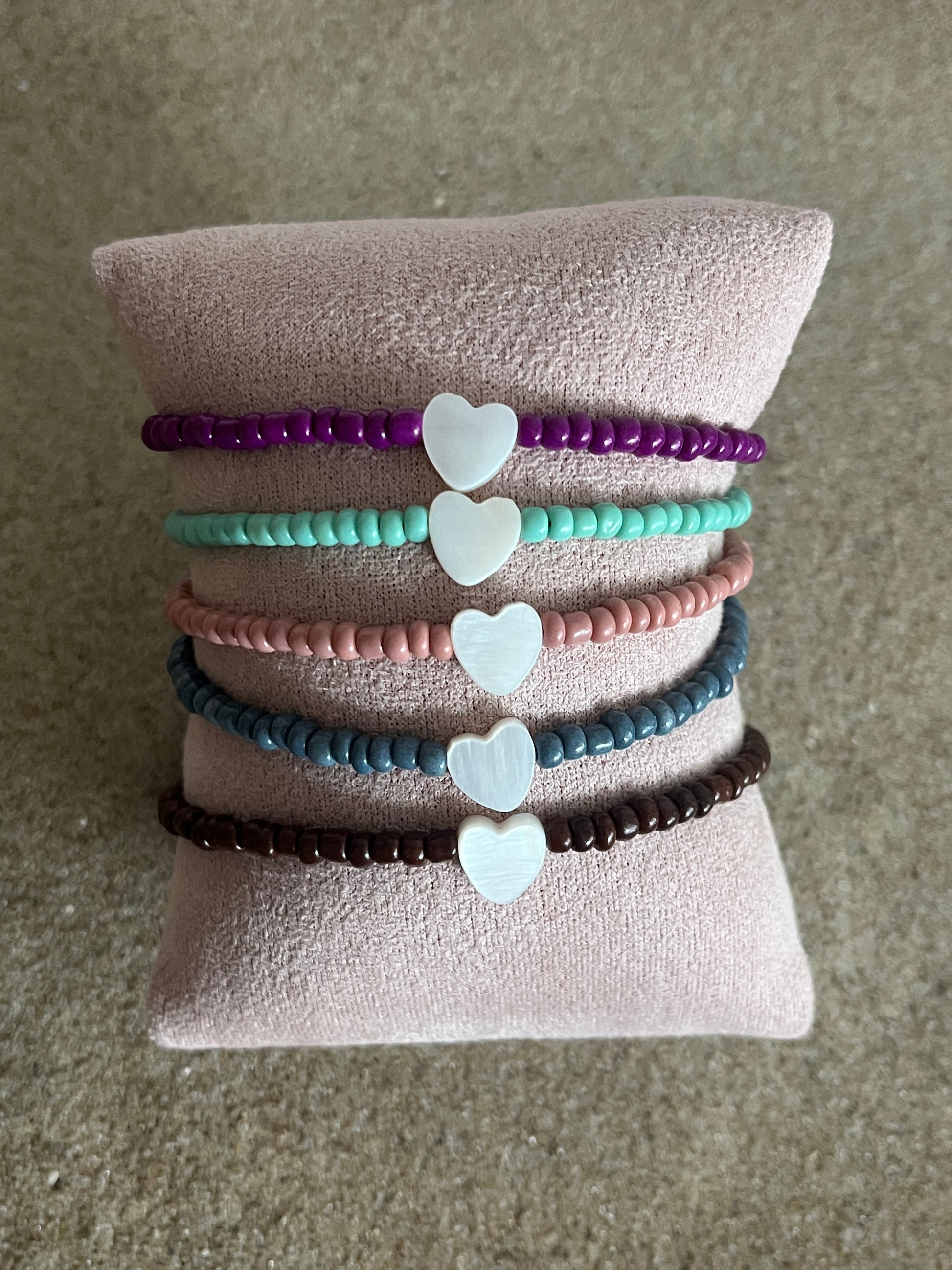 bracelets perles nacre coeur