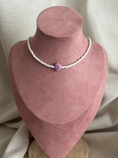 collier coquillage violet perles