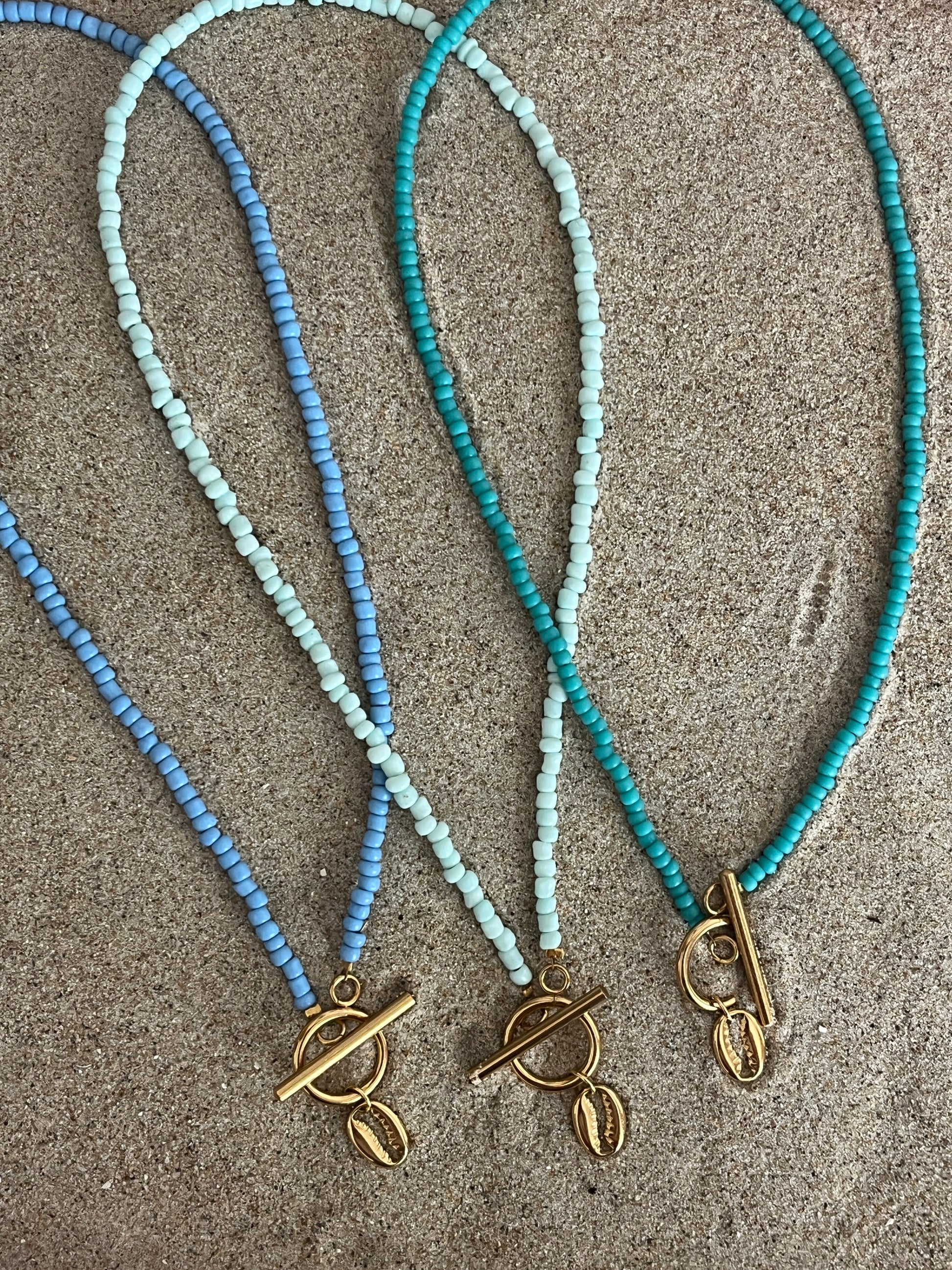 collier fermoir coquillage