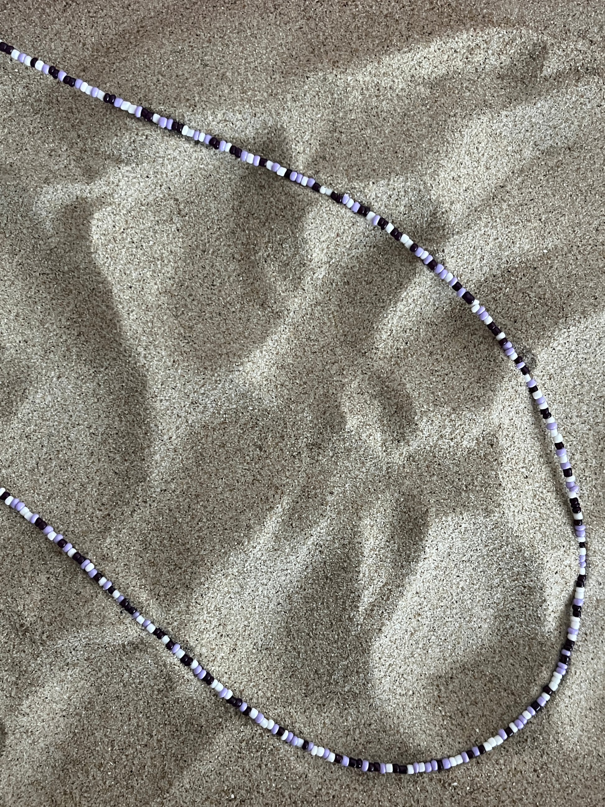 collier sautoir violet