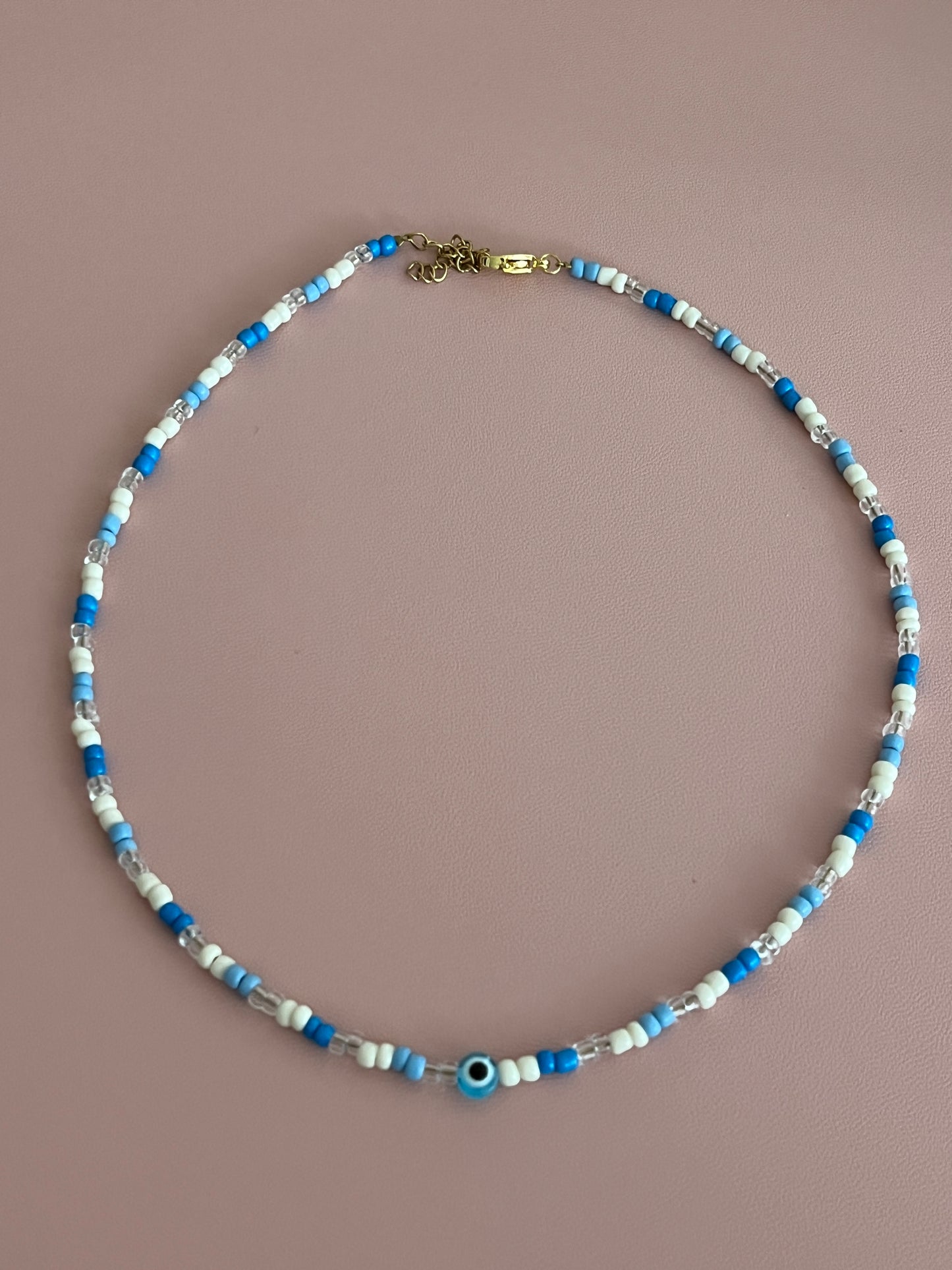 Emma | Collier en perles avec un oeil