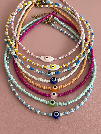 Emma | Collier en perles avec un oeil