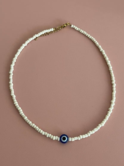 Emma | Collier en perles avec un oeil