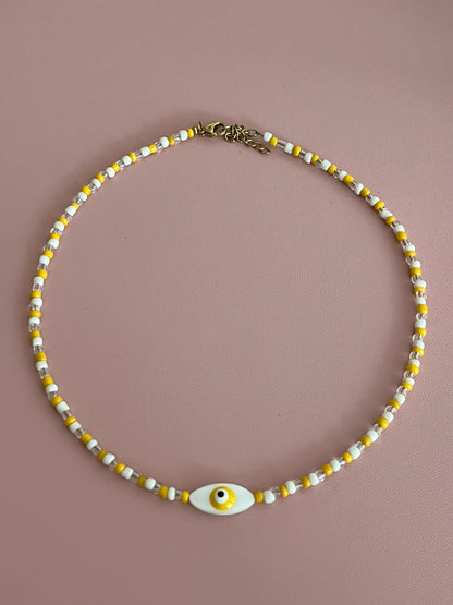 Emma | Collier en perles avec un oeil
