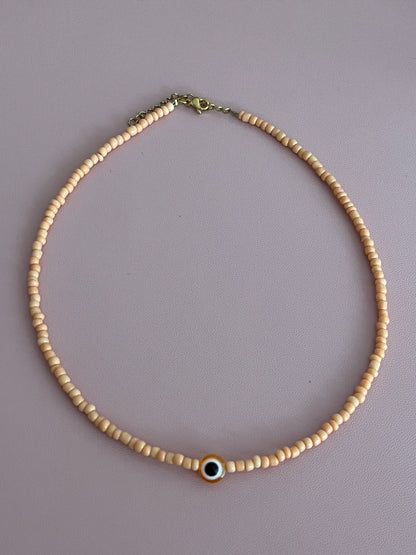 Emma | Collier en perles avec un oeil