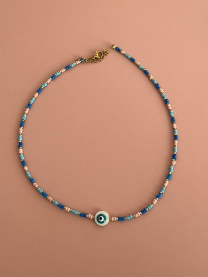 collier oeil perles