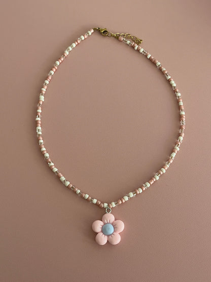 collier rose fleur
