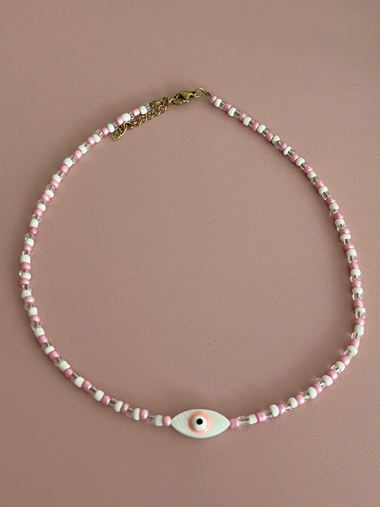 Emma | Collier en perles avec un oeil