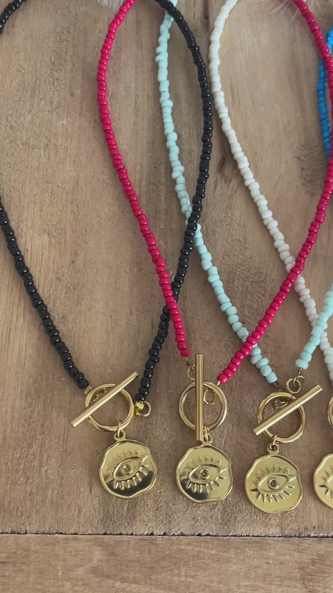 collier mauvais oeil