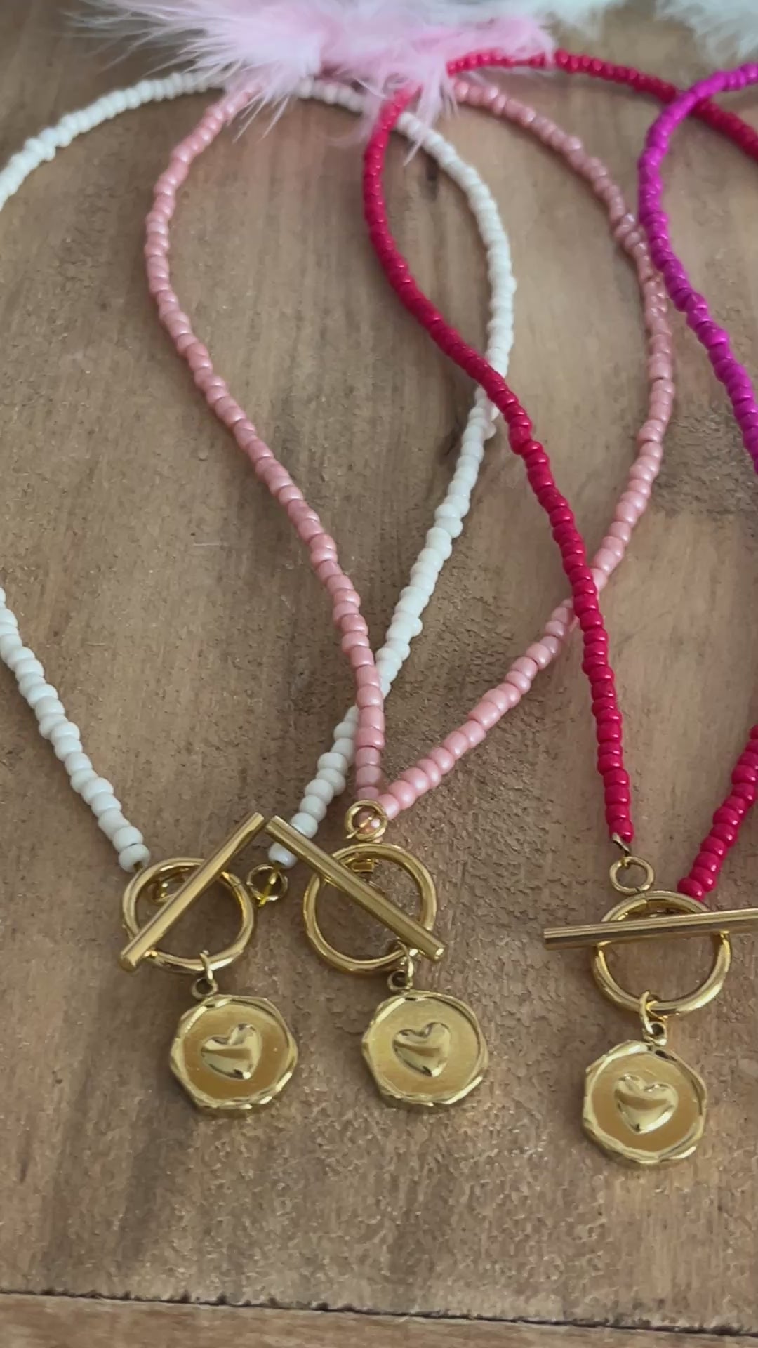 collier en perles coeur