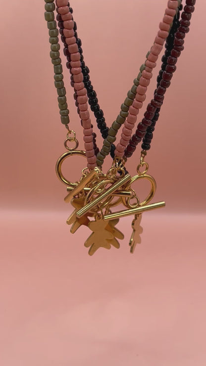 Teddy | Collier en perles fermoir ot ourson