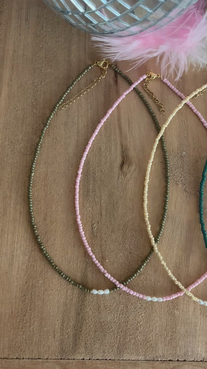 colliers perles eau douce tendance