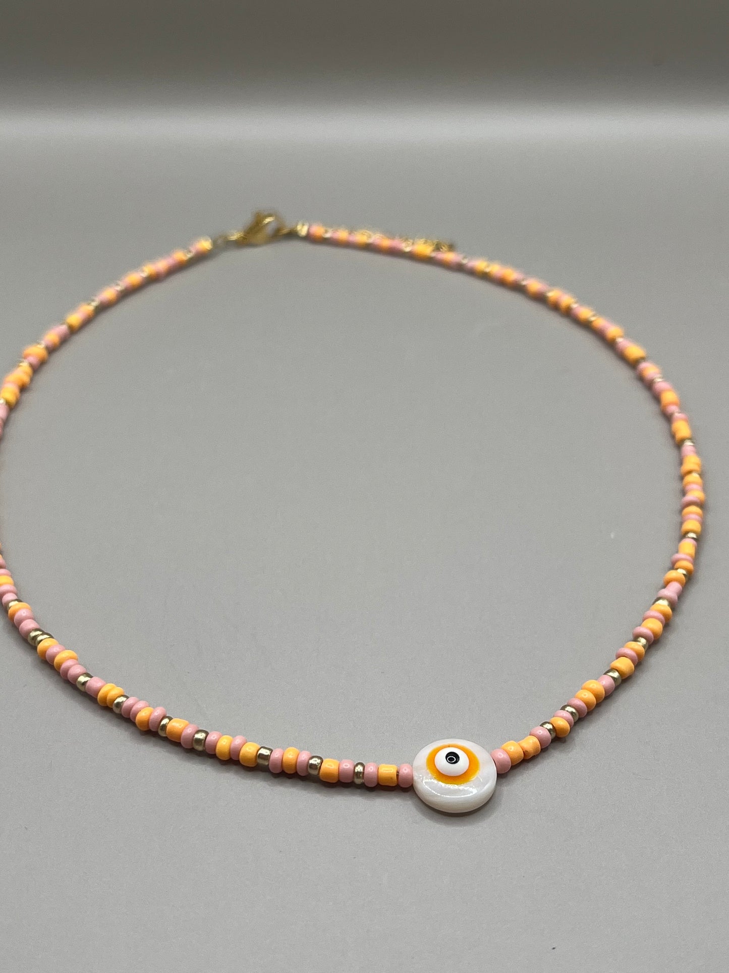 ras de cou en perles